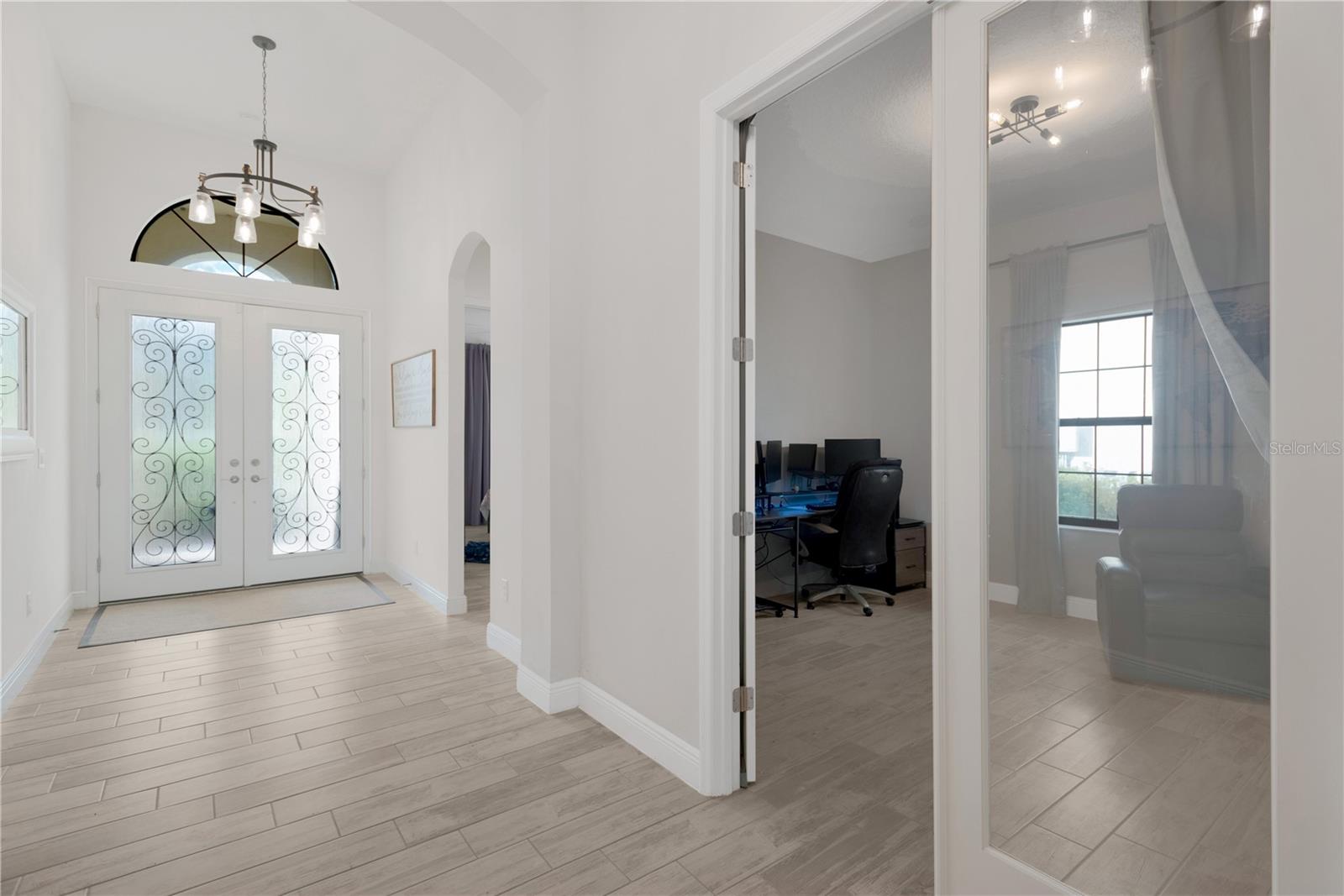 Listing photo id 17 for 3010 Albion Walk Place