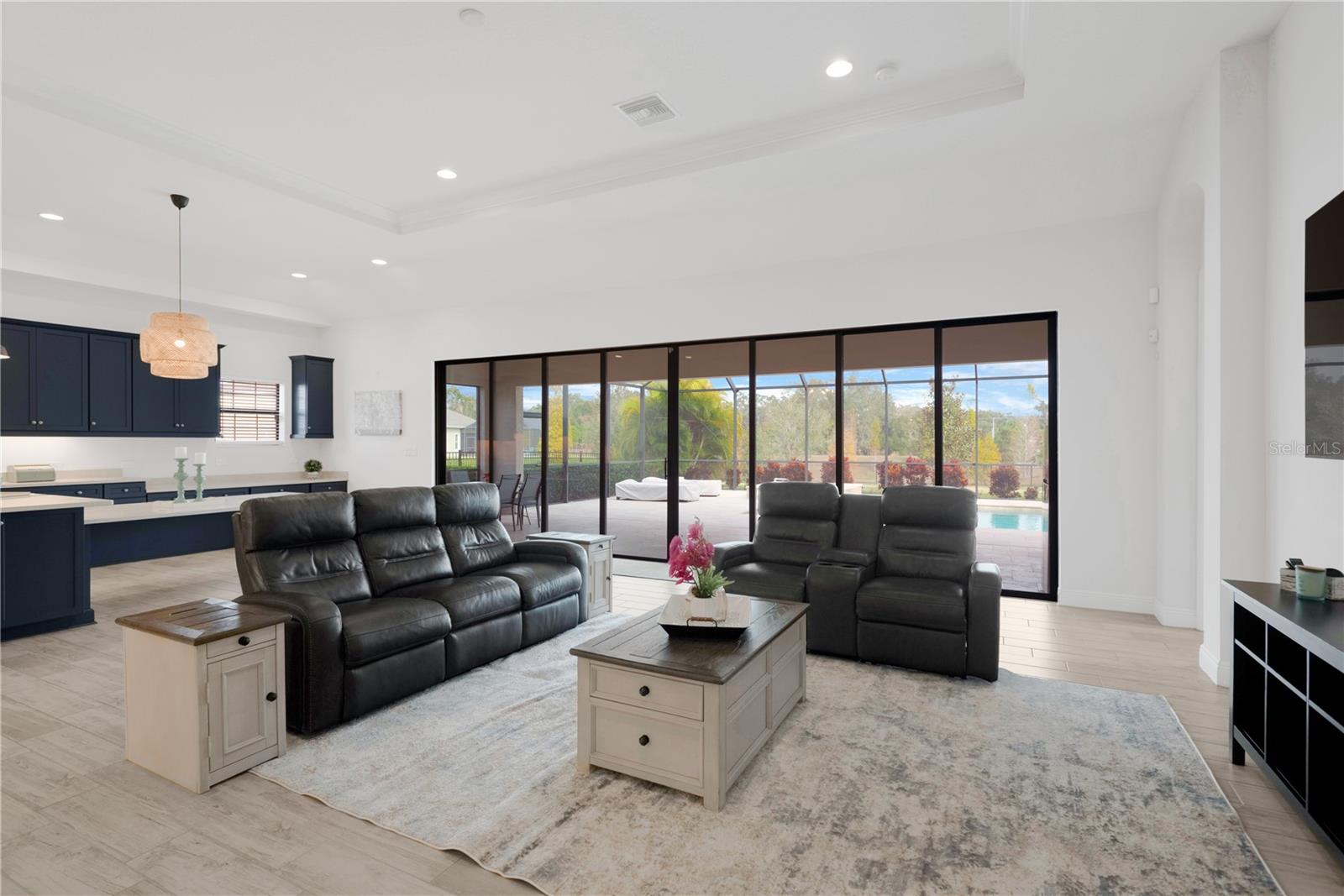 Listing photo id 5 for 3010 Albion Walk Place