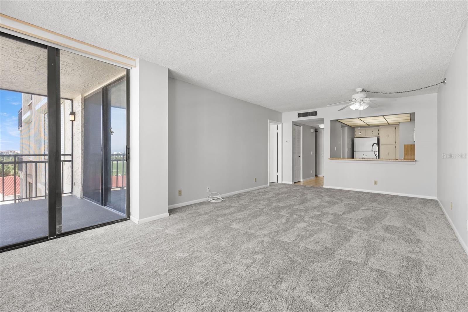 Image 15 of 37 For 6279 Sun Boulevard 503