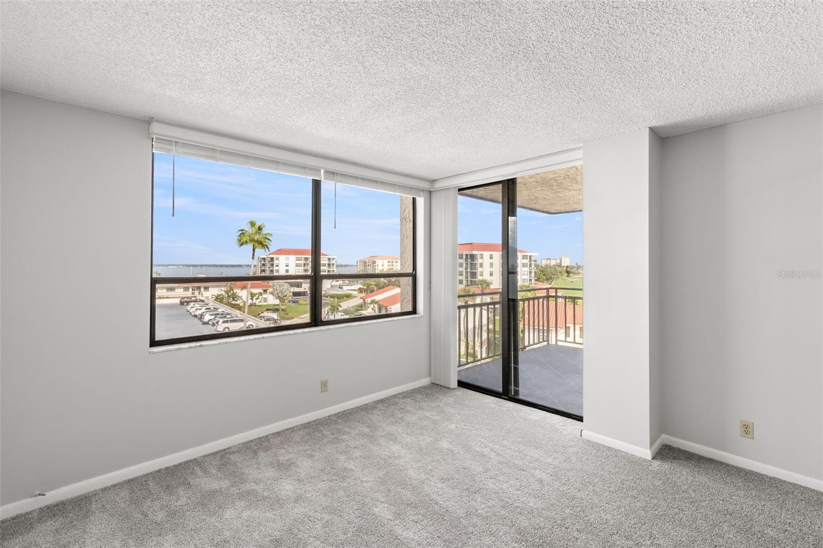 Image 16 of 37 For 6279 Sun Boulevard 503