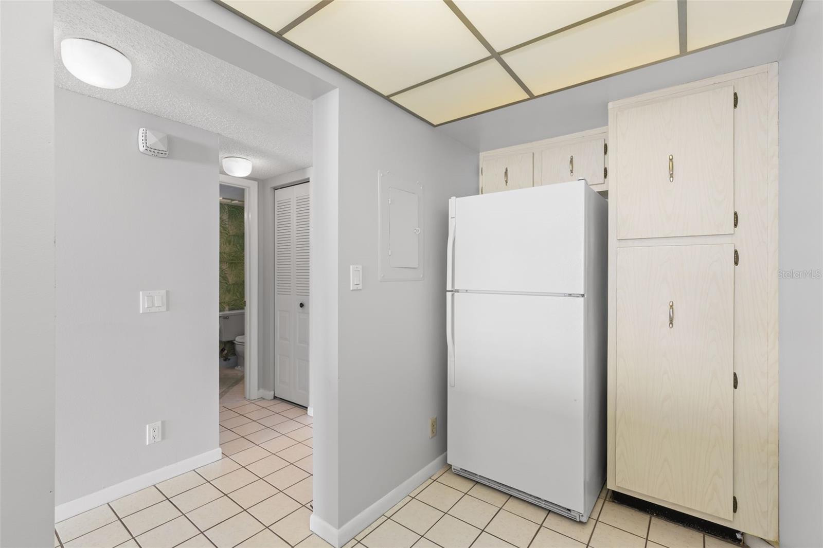 Image 8 of 37 For 6279 Sun Boulevard 503