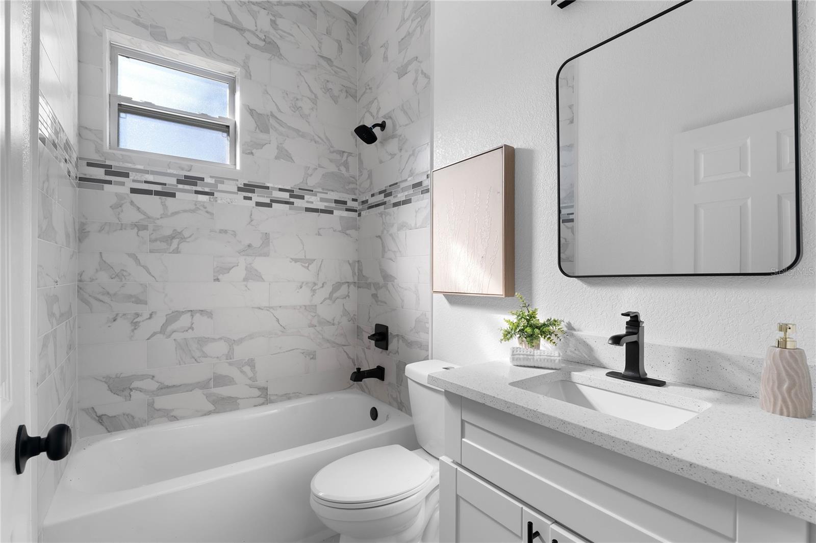 Image 17 of 46 For 1421 35th Street S