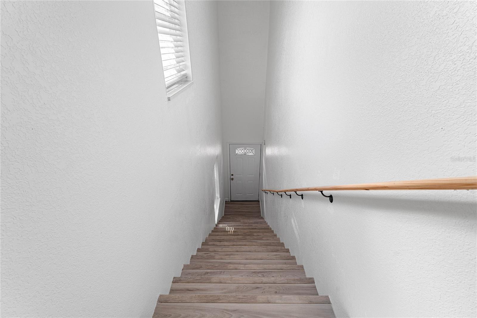 Image 28 of 46 For 1421 35th Street S