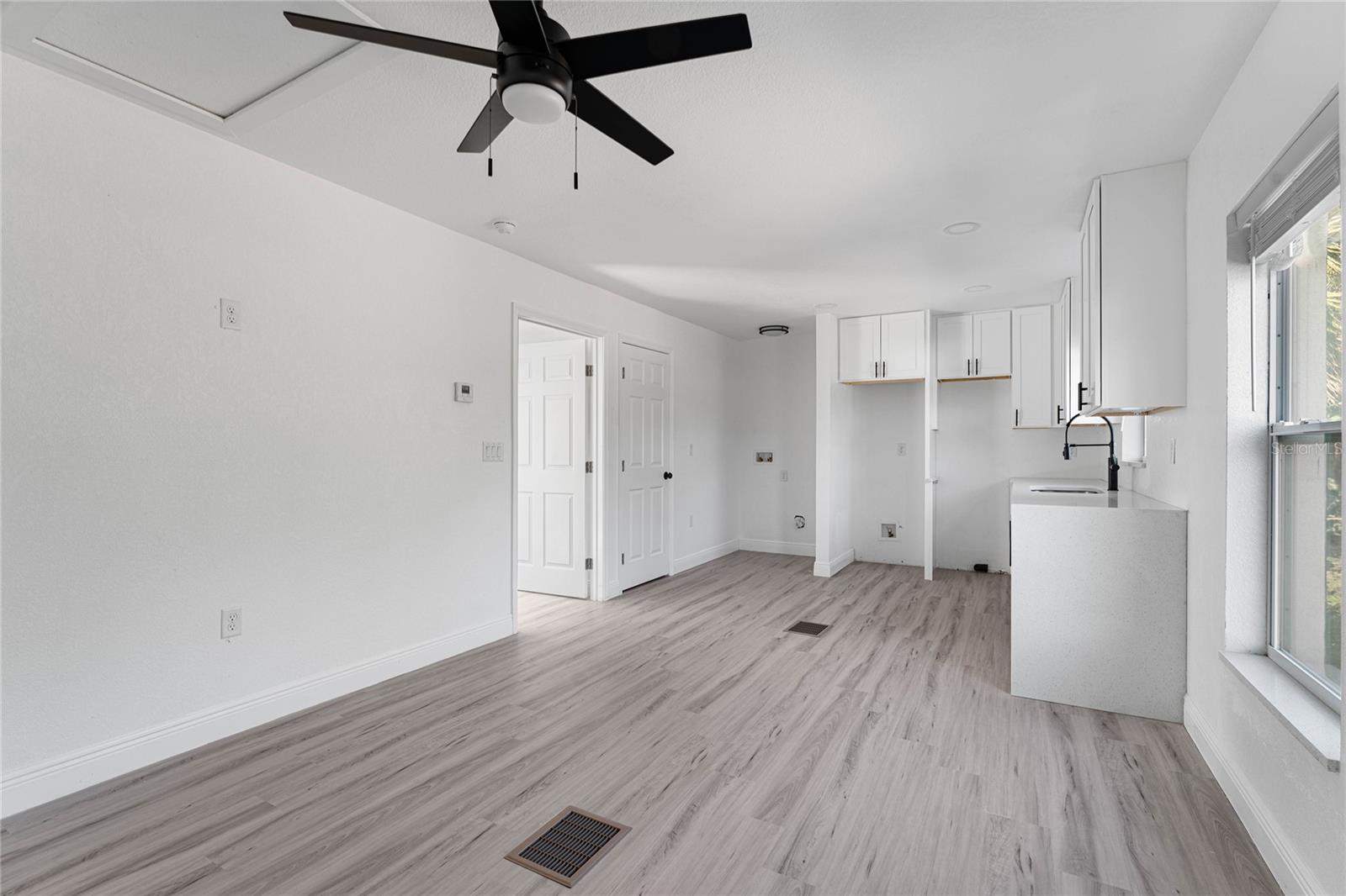 Image 29 of 46 For 1421 35th Street S