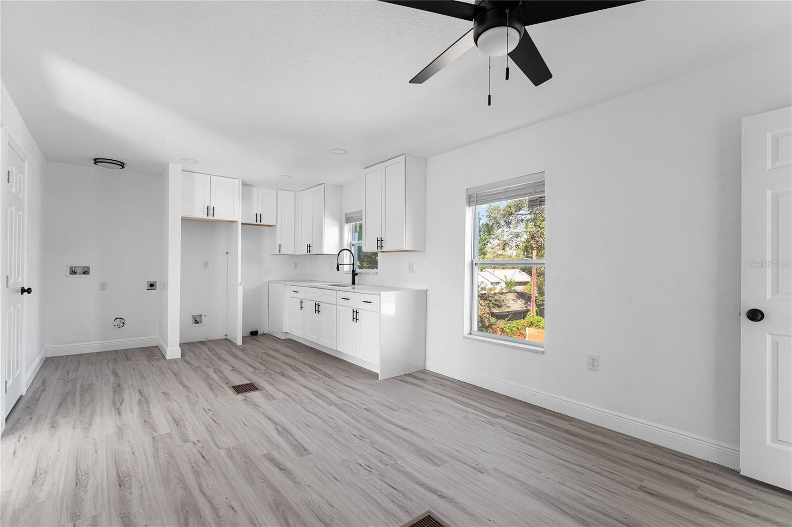 Image 30 of 46 For 1421 35th Street S