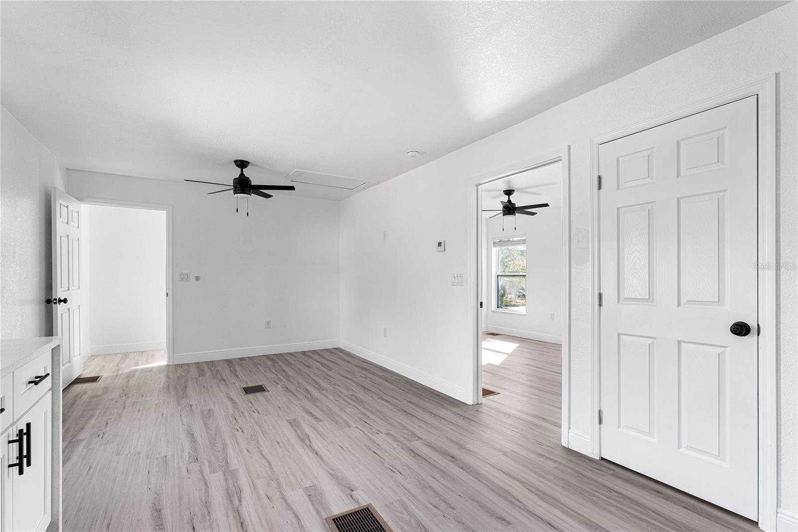 Image 34 of 46 For 1421 35th Street S