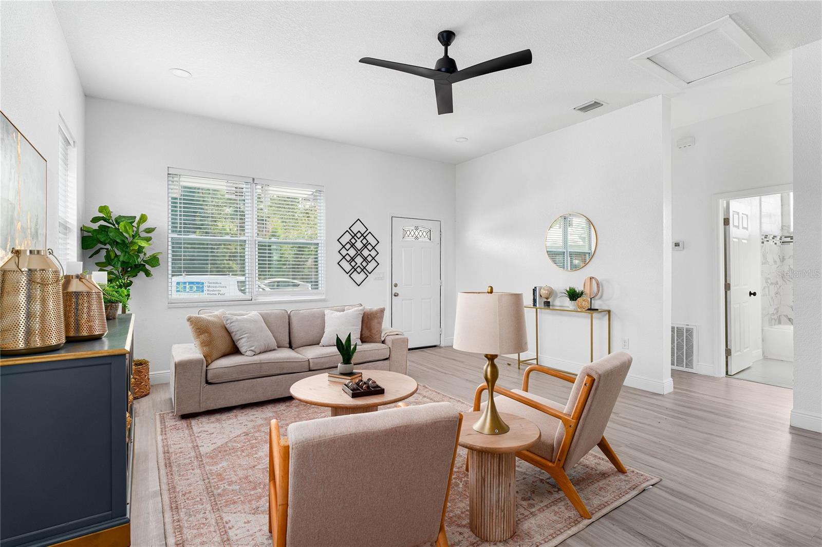 Image 5 of 46 For 1421 35th Street S