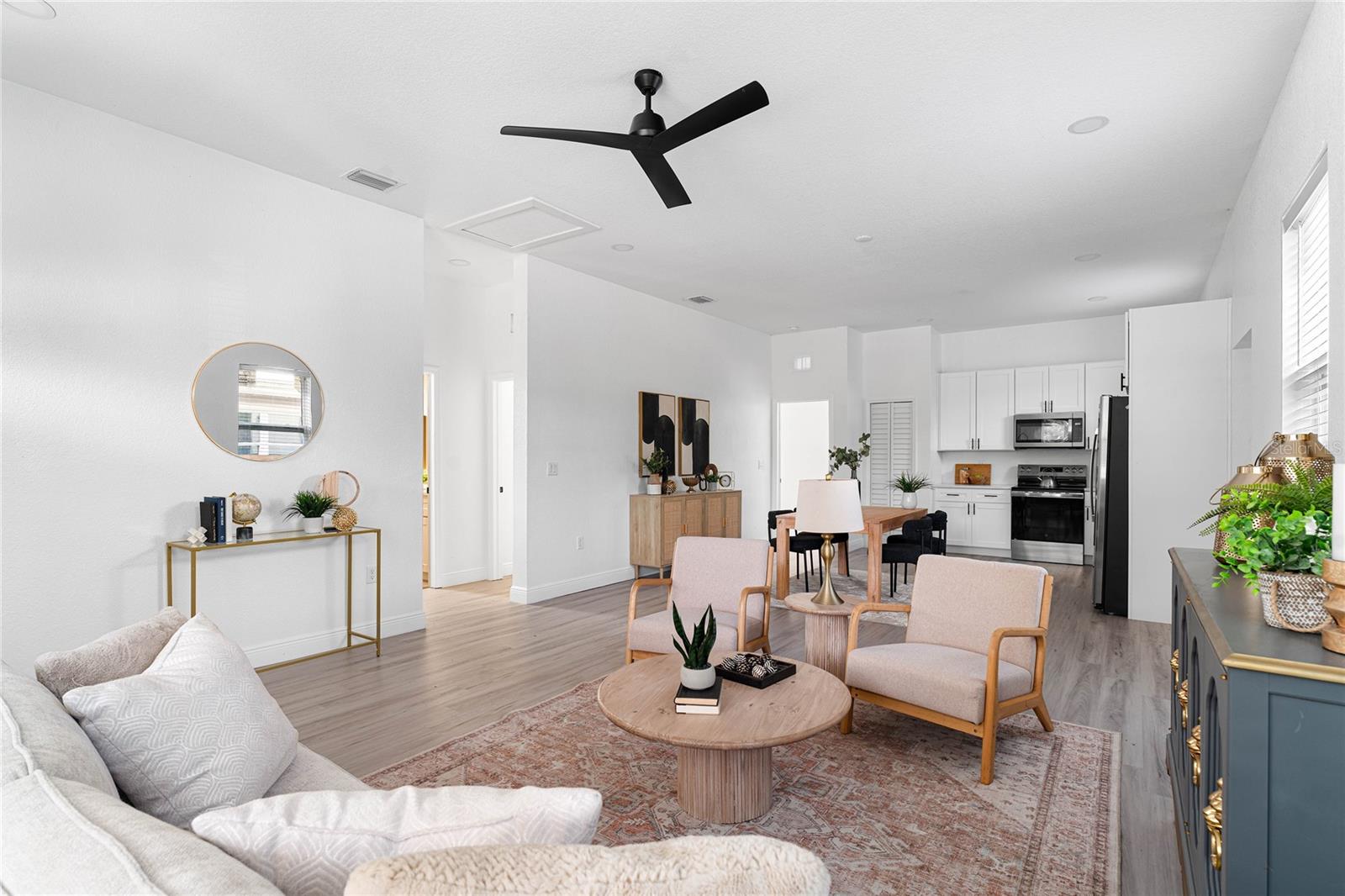 Image 7 of 46 For 1421 35th Street S