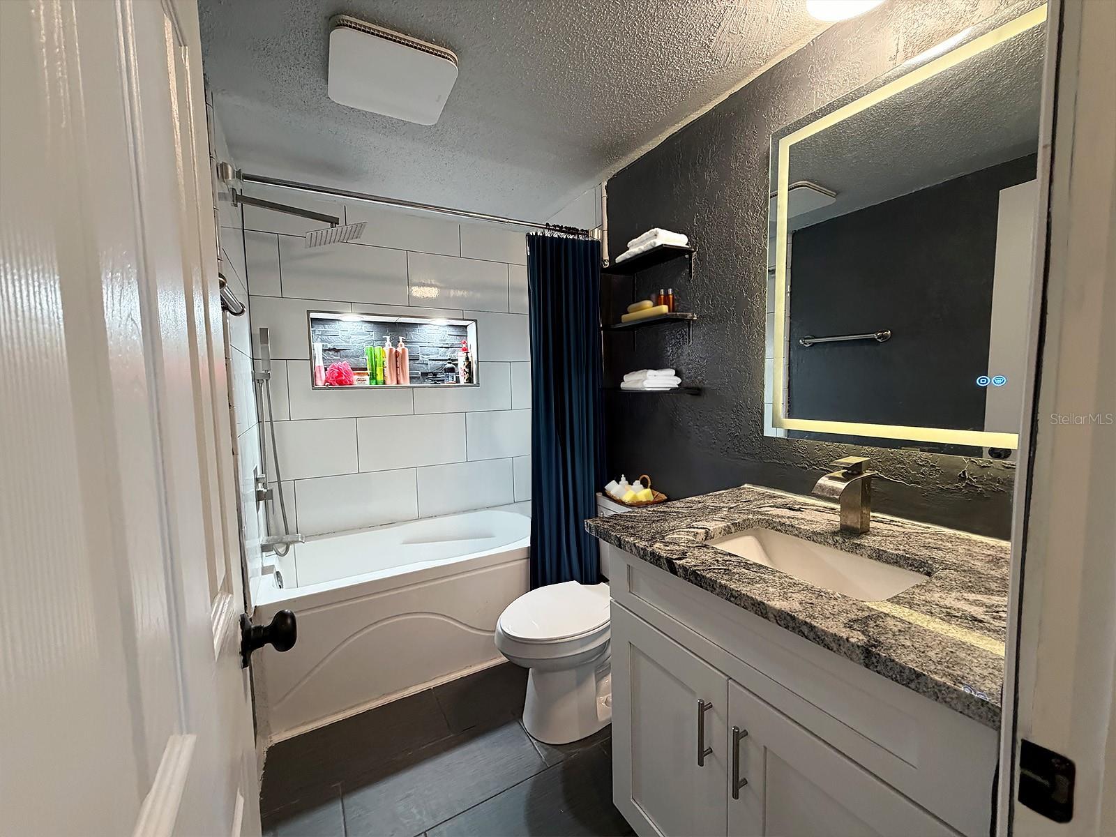 Image 4 of 19 For 8611 Longboat Lane