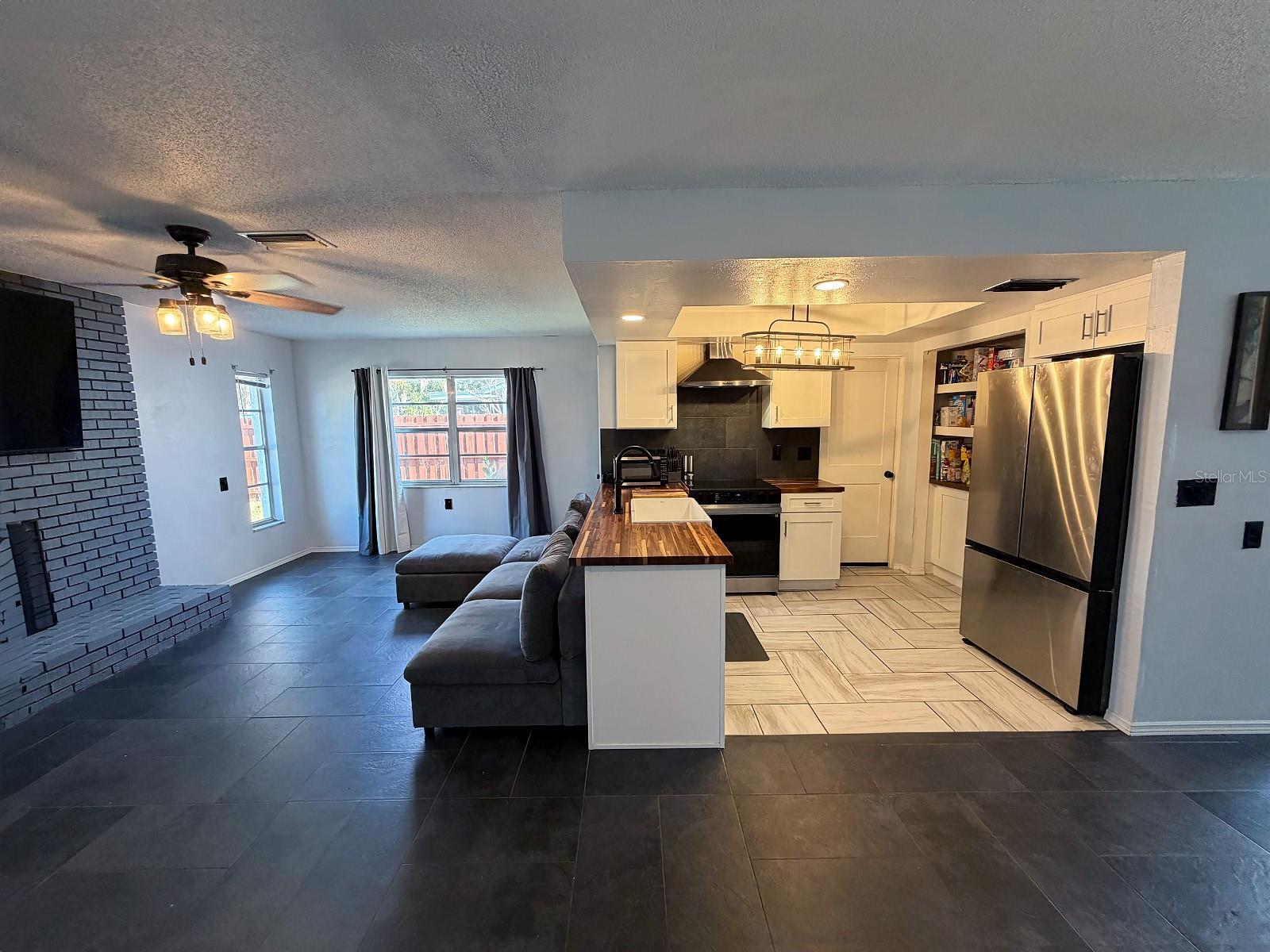 Image 8 of 19 For 8611 Longboat Lane