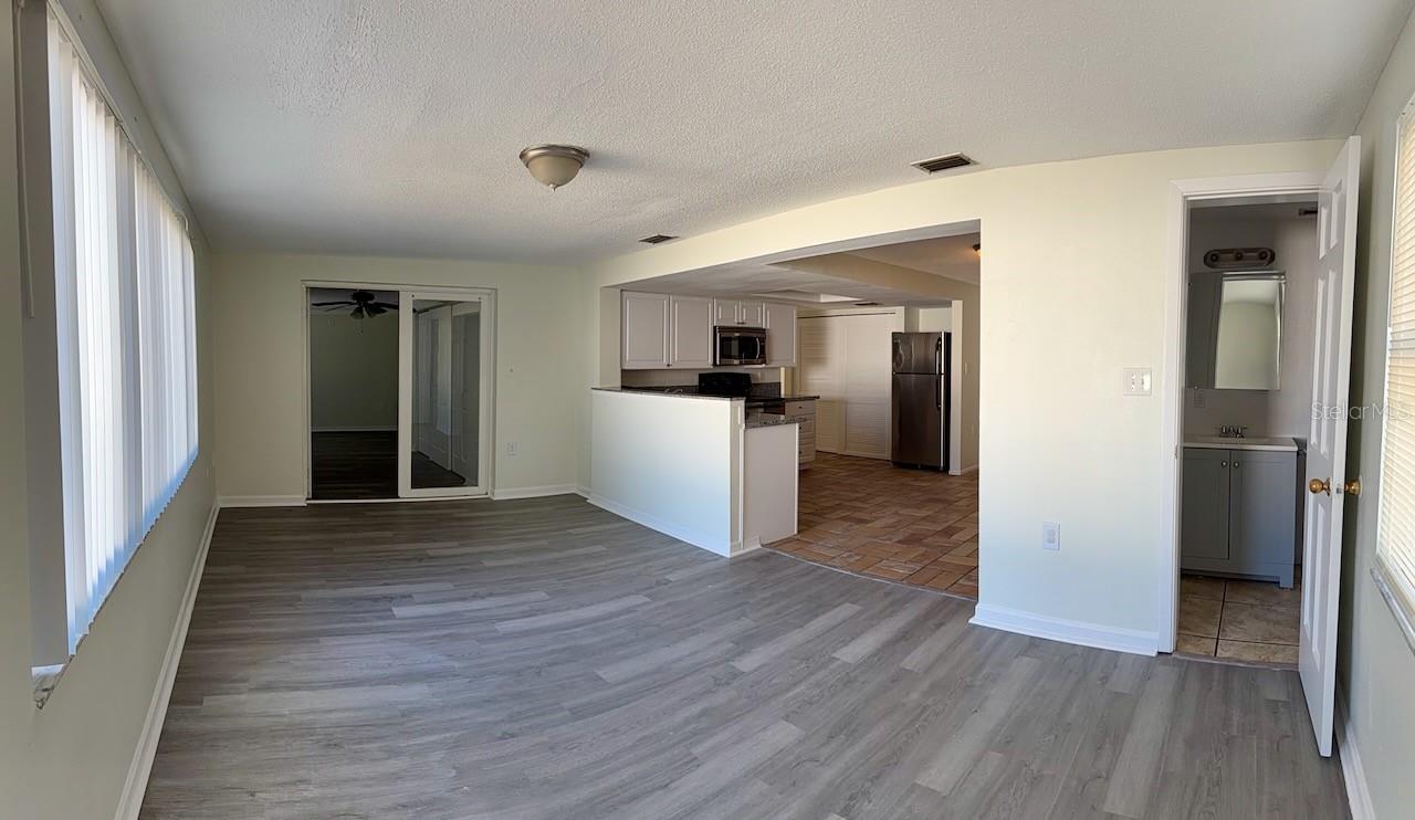 Image 2 of 24 For 7321 Mayfield Drive