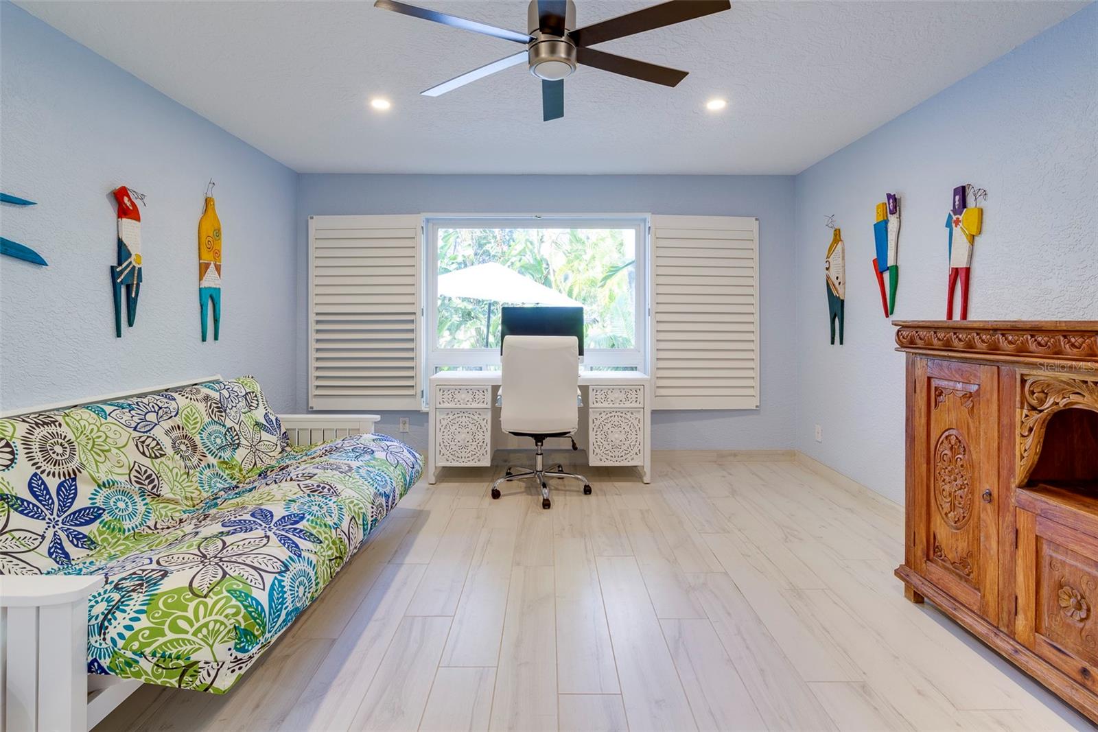 Image 10 of 46 For 935 42nd Avenue N