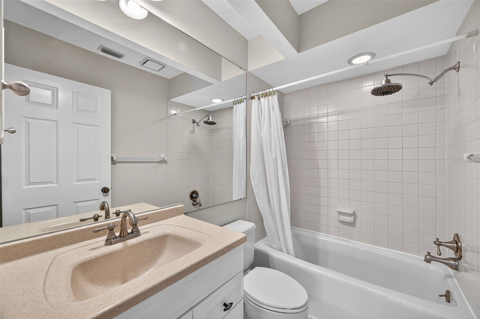 Image 25 of 29 For 13734 Marseilles Court