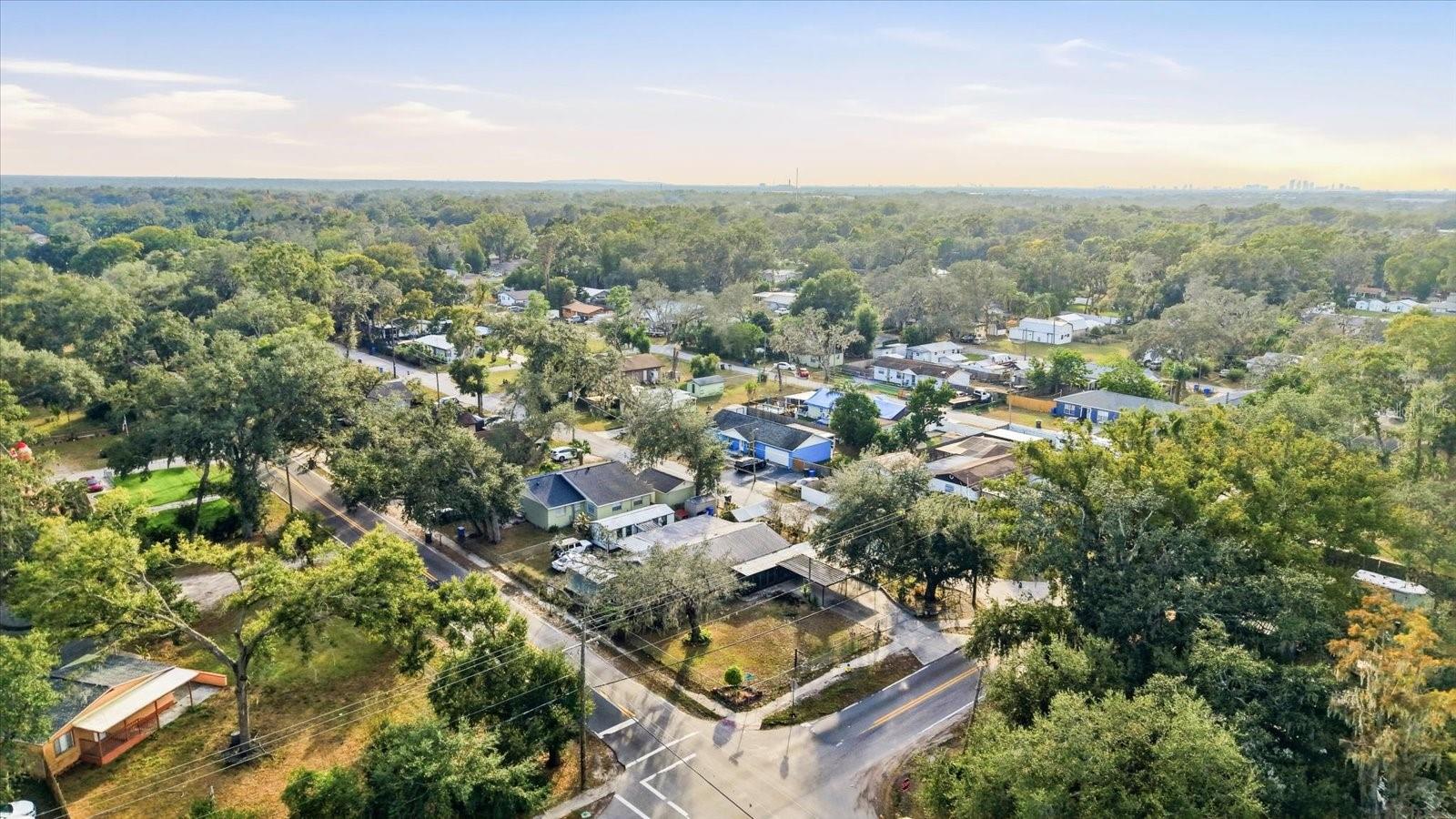 Listing photo id 31 for 12031 Old Hillsborough Avenue