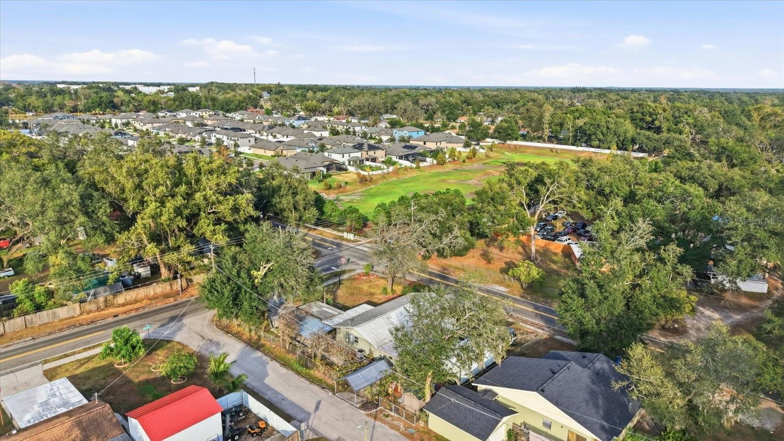 Listing photo id 33 for 12031 Old Hillsborough Avenue