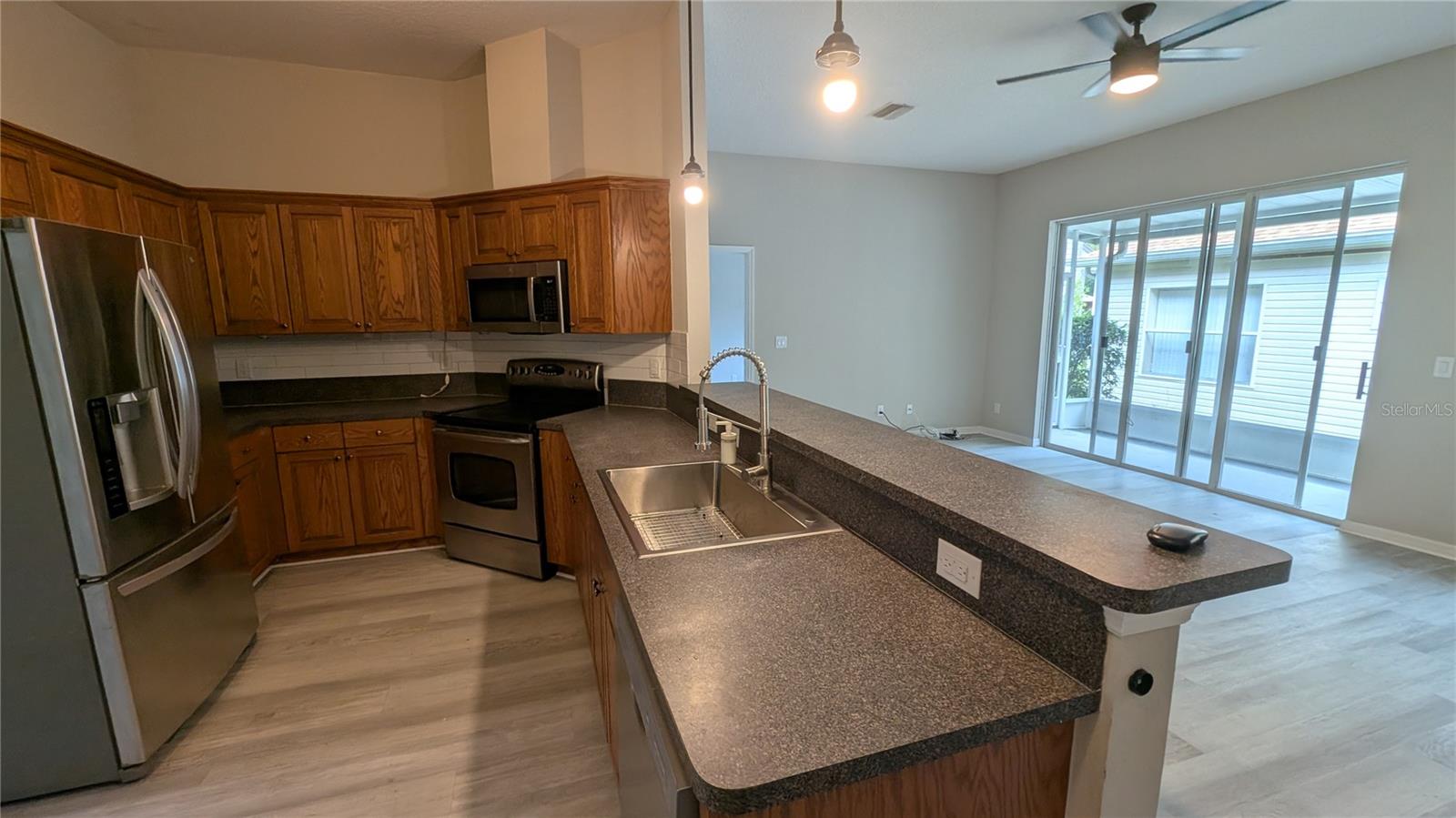 Image 19 of 72 For 2606 Fiddlestick Circle 2606