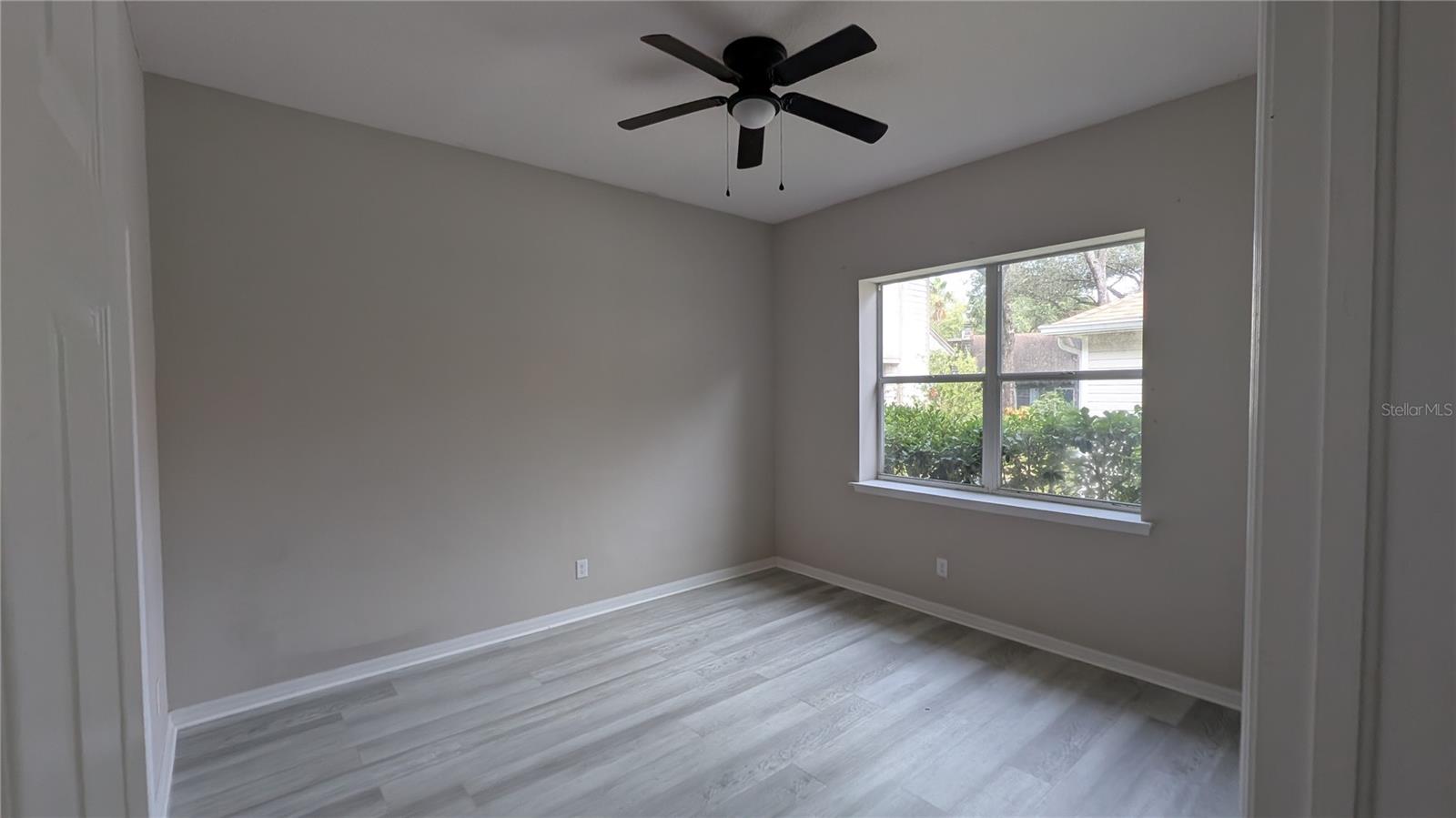 Image 33 of 72 For 2606 Fiddlestick Circle 2606