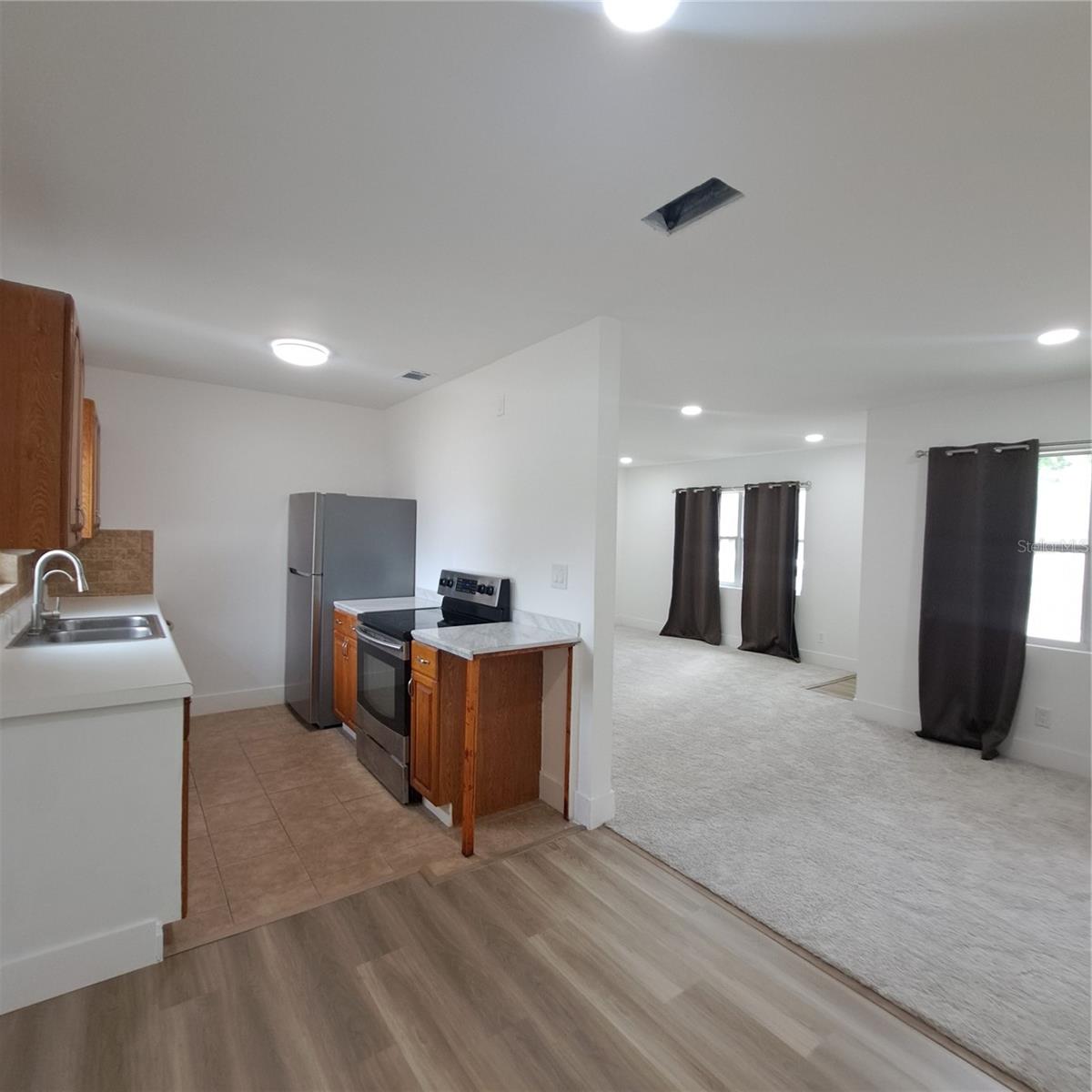 Image 13 of 32 For 2851 28th Avenue N