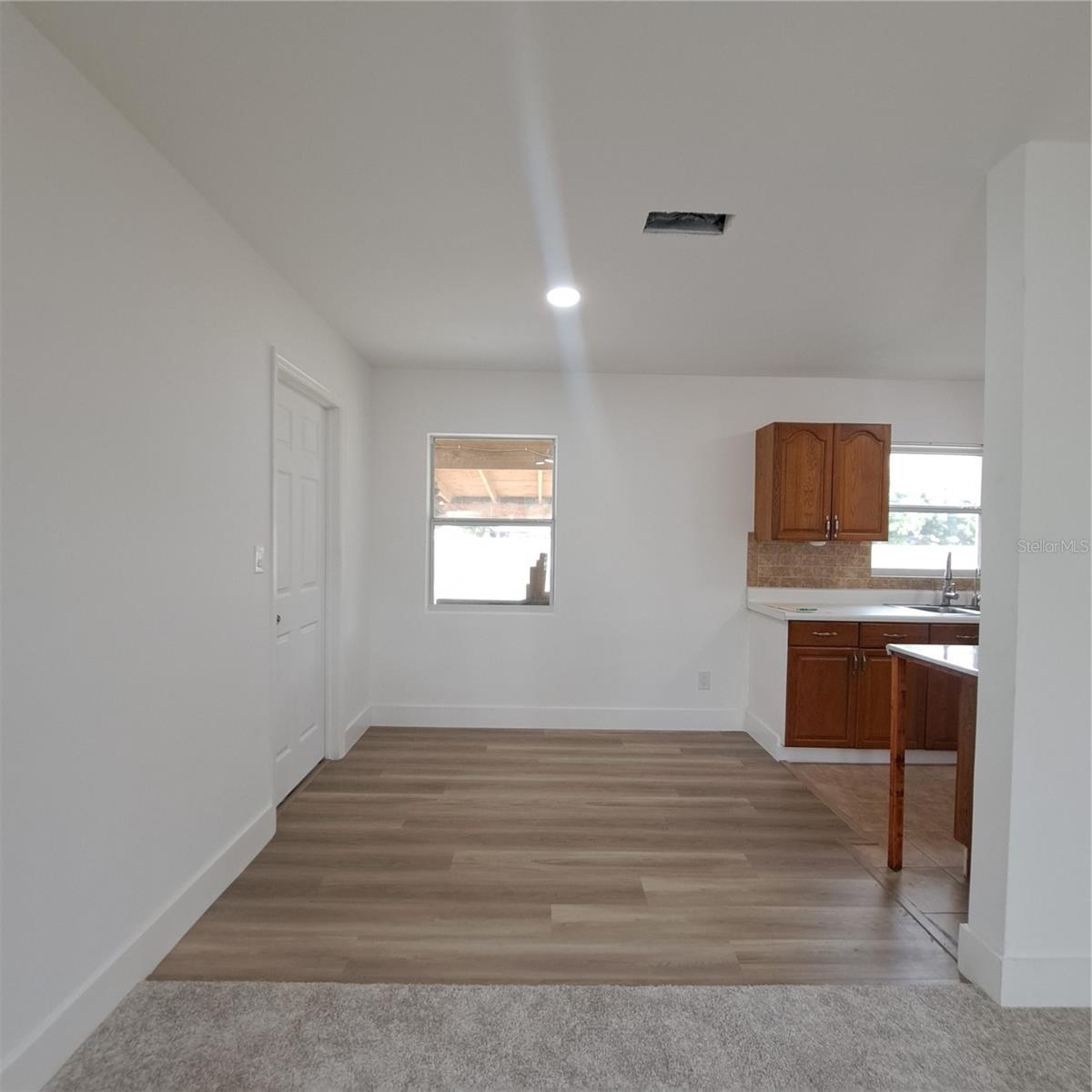 Image 14 of 32 For 2851 28th Avenue N