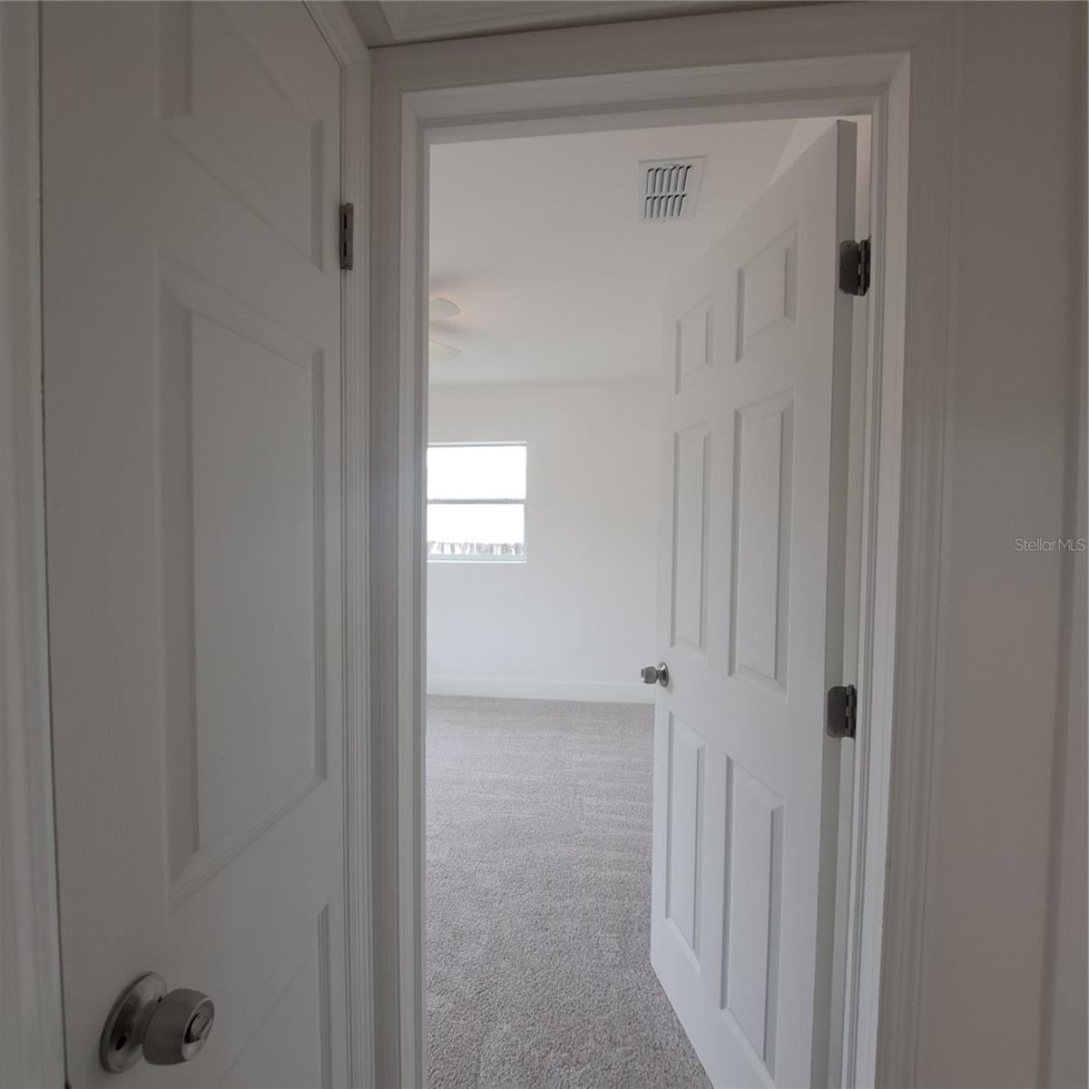 Image 16 of 32 For 2851 28th Avenue N