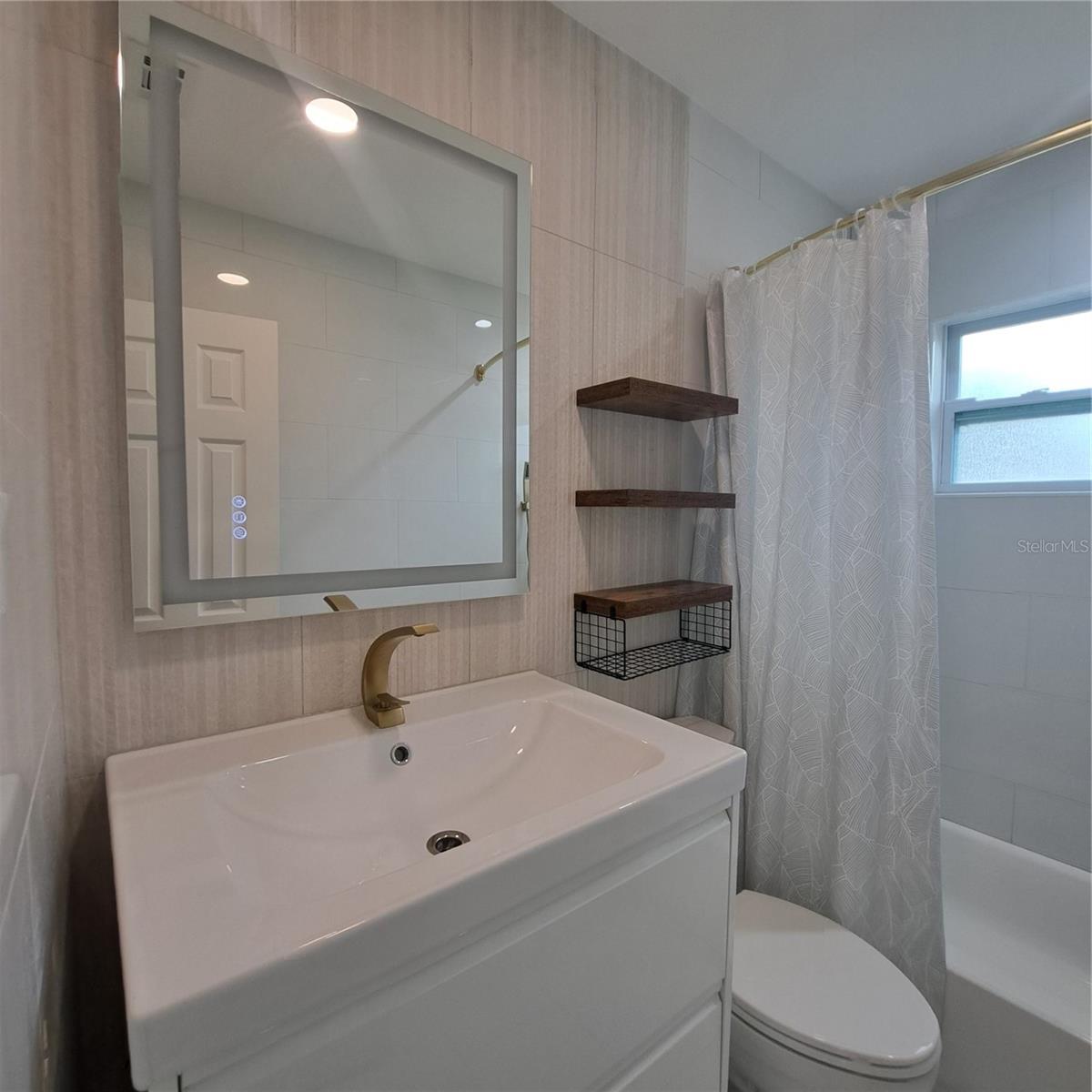 Image 23 of 32 For 2851 28th Avenue N