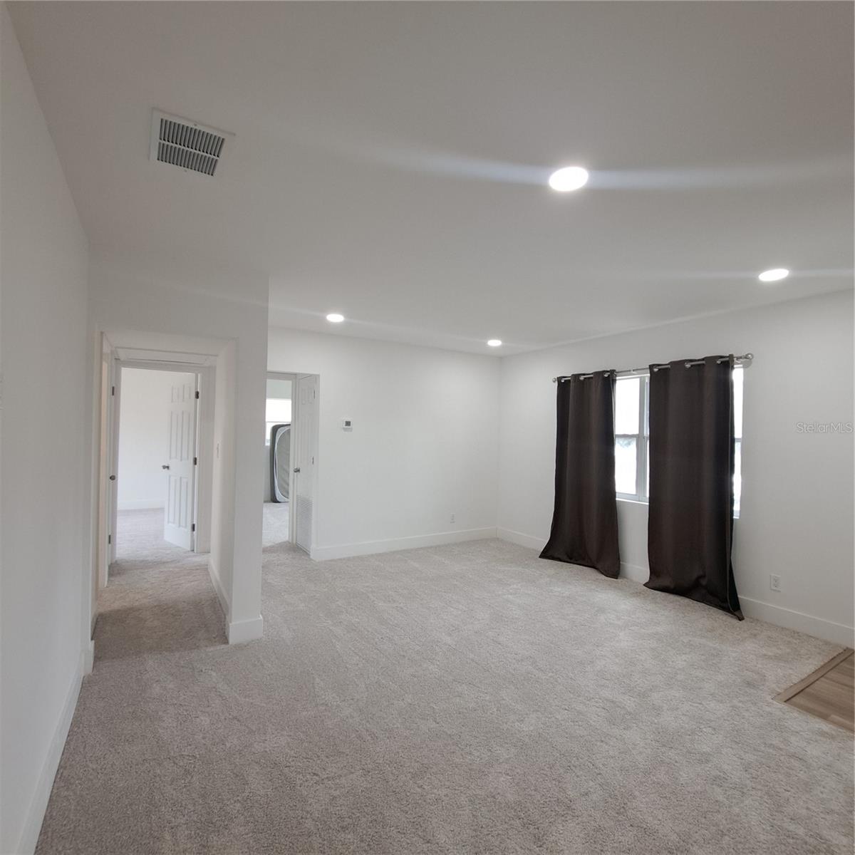 Image 6 of 32 For 2851 28th Avenue N