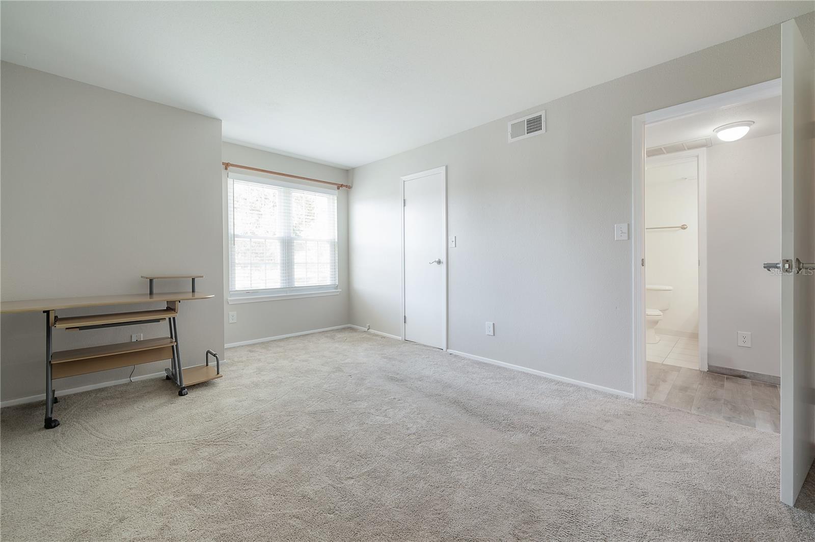 Image 12 of 41 For 9100 Dr Martin Luther King Jr Street N 905