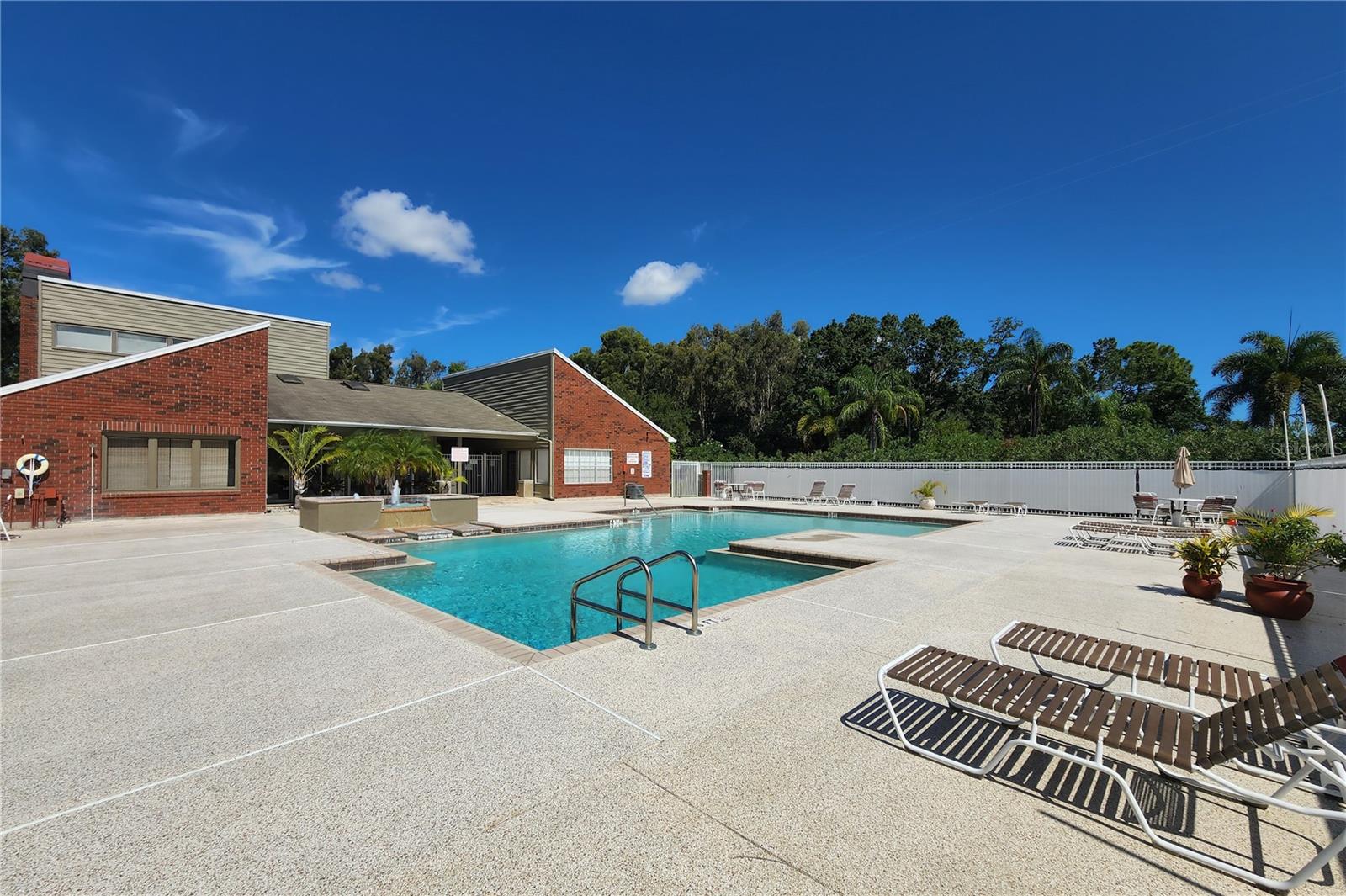 Image 41 of 41 For 9100 Dr Martin Luther King Jr Street N 905