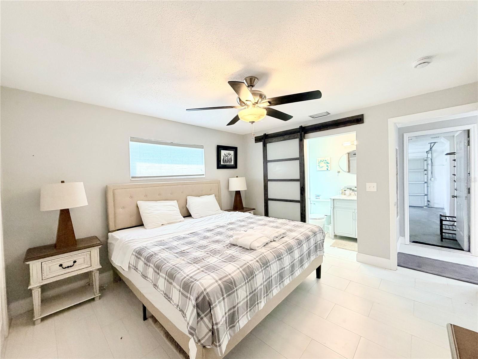 Image 22 of 31 For 2513 Gulf Boulevard