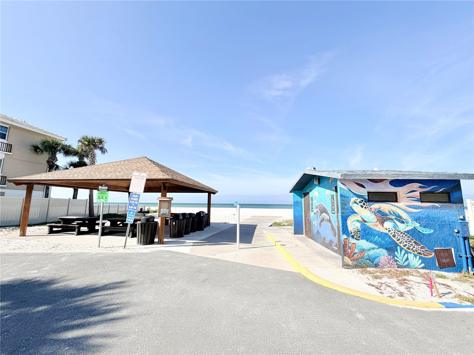 Image 27 of 31 For 2513 Gulf Boulevard