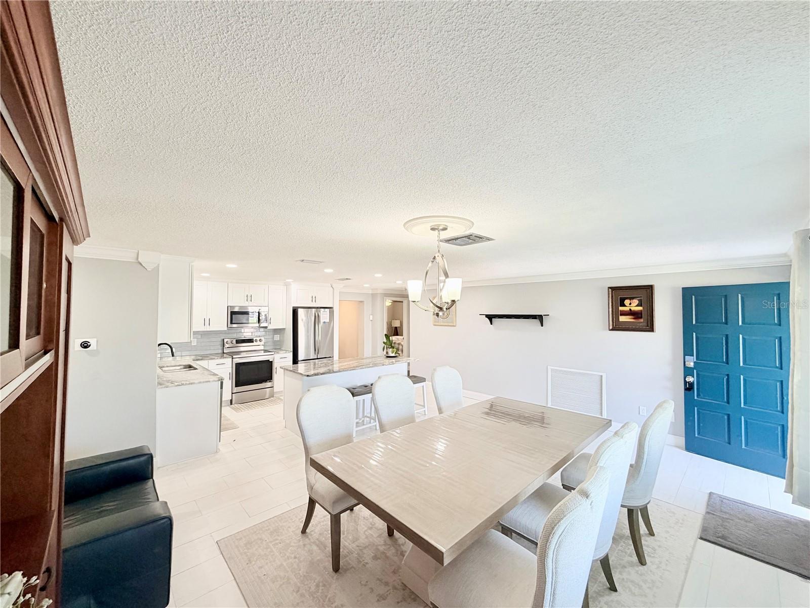 Image 9 of 31 For 2513 Gulf Boulevard