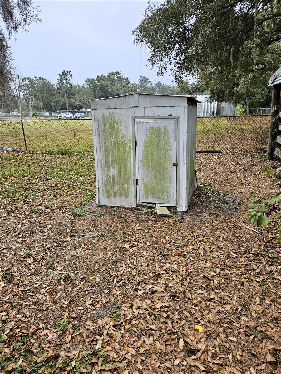 Image 26 of 38 For 4211 Lowell Lane