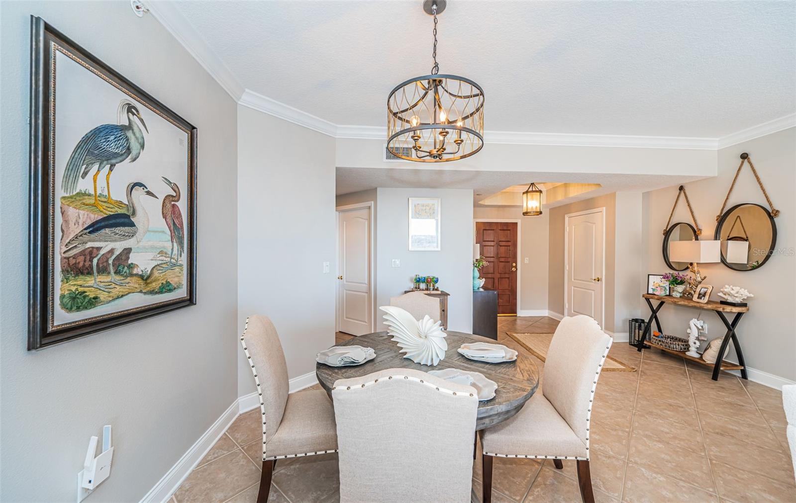 Image 27 of 86 For 521 Mandalay Avenue 907