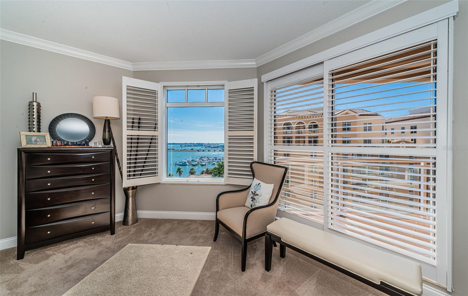 Image 30 of 86 For 521 Mandalay Avenue 907