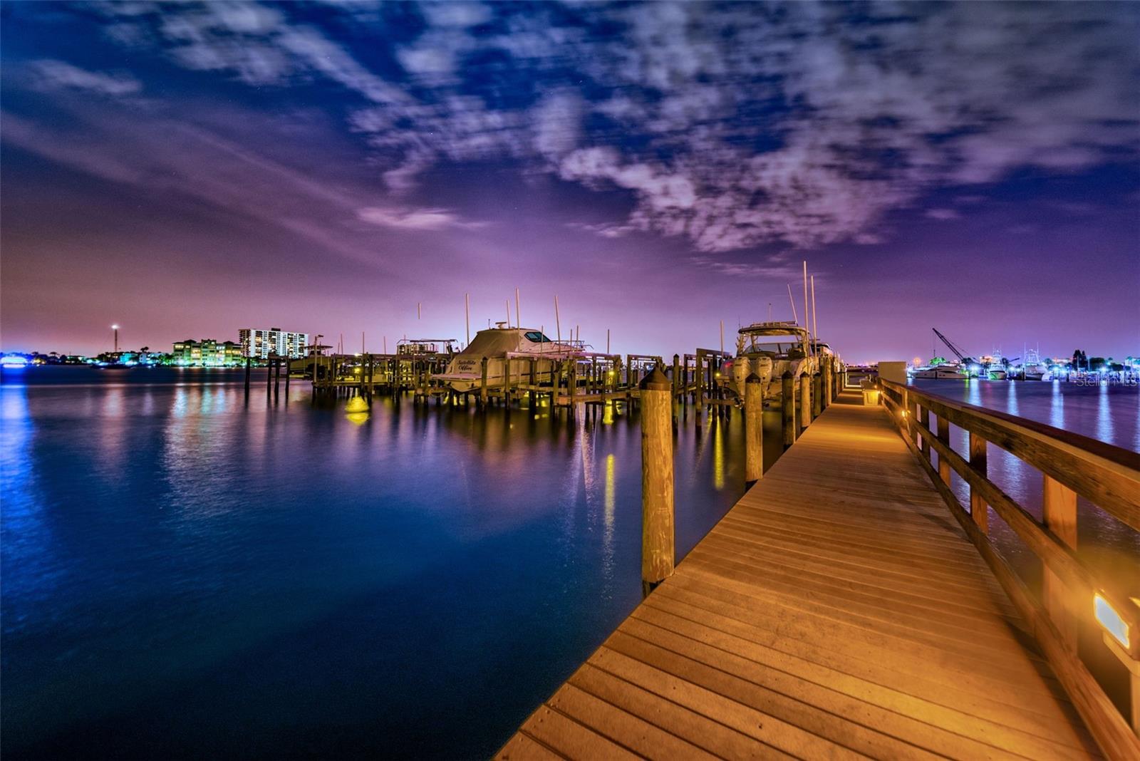 Image 84 of 86 For 521 Mandalay Avenue 907