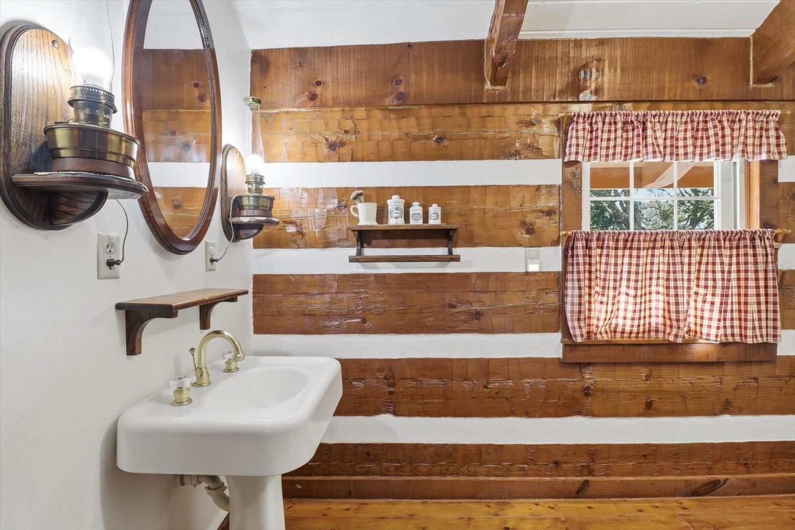 Image 17 of 48 For 7310 Irma Point