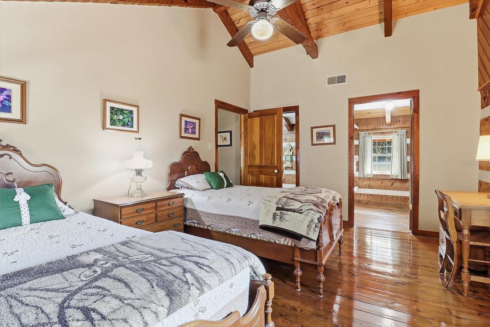 Image 19 of 48 For 7310 Irma Point