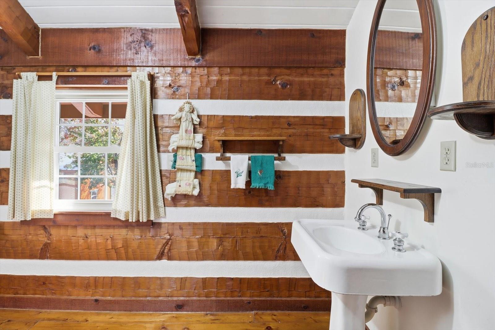 Image 22 of 48 For 7310 Irma Point