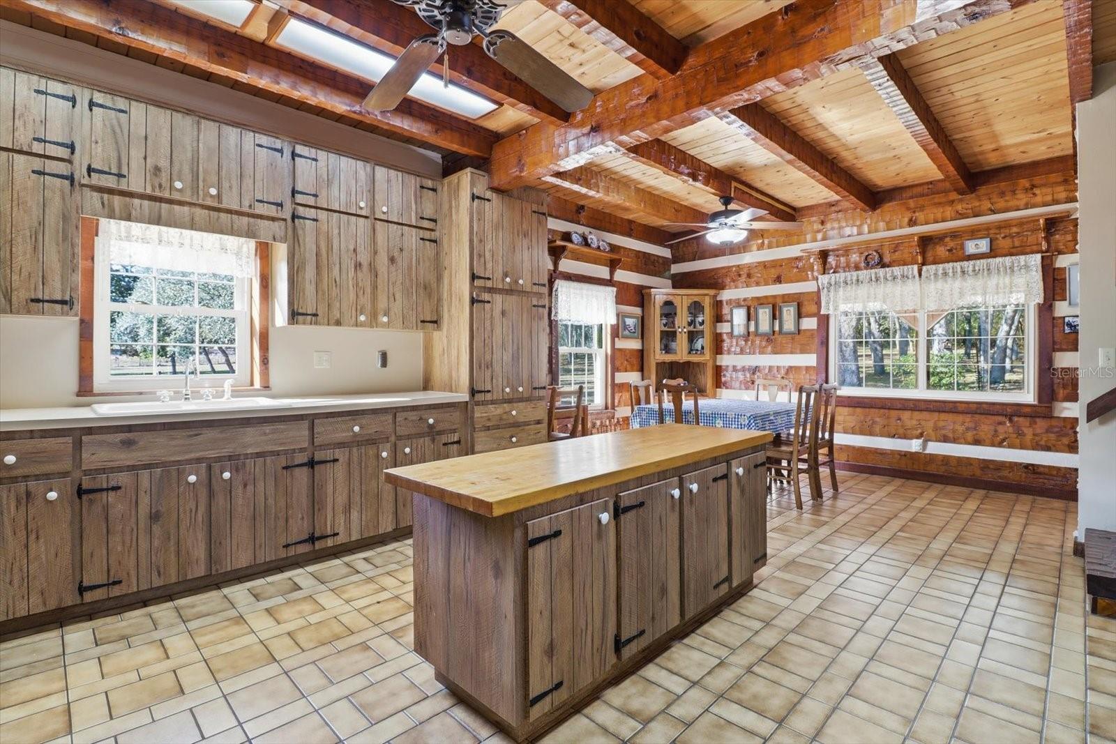 Image 8 of 48 For 7310 Irma Point