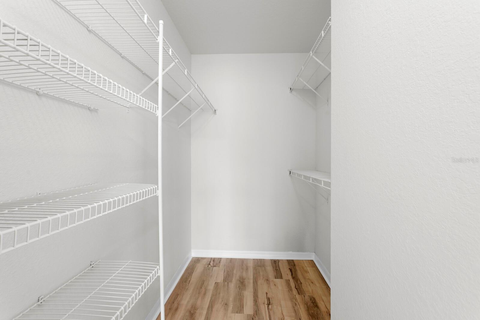 Image 14 of 46 For 9831 Meadow Field Circle 9831