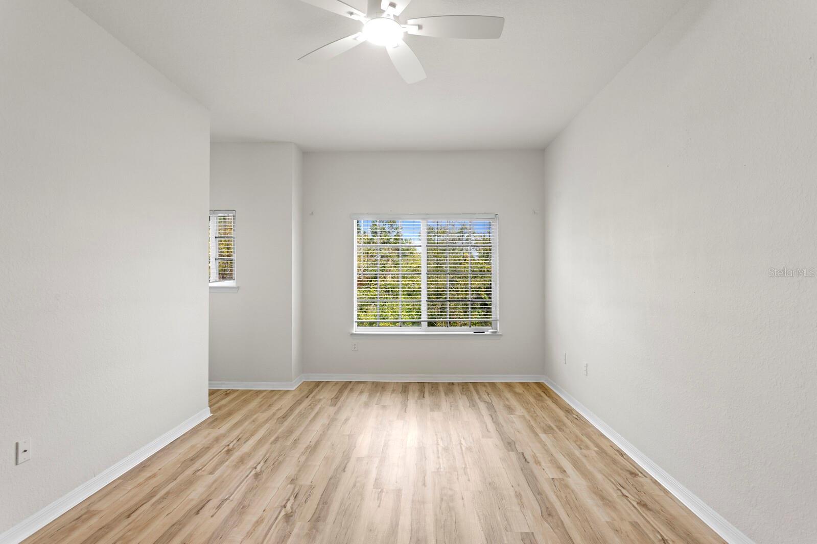 Image 16 of 46 For 9831 Meadow Field Circle 9831