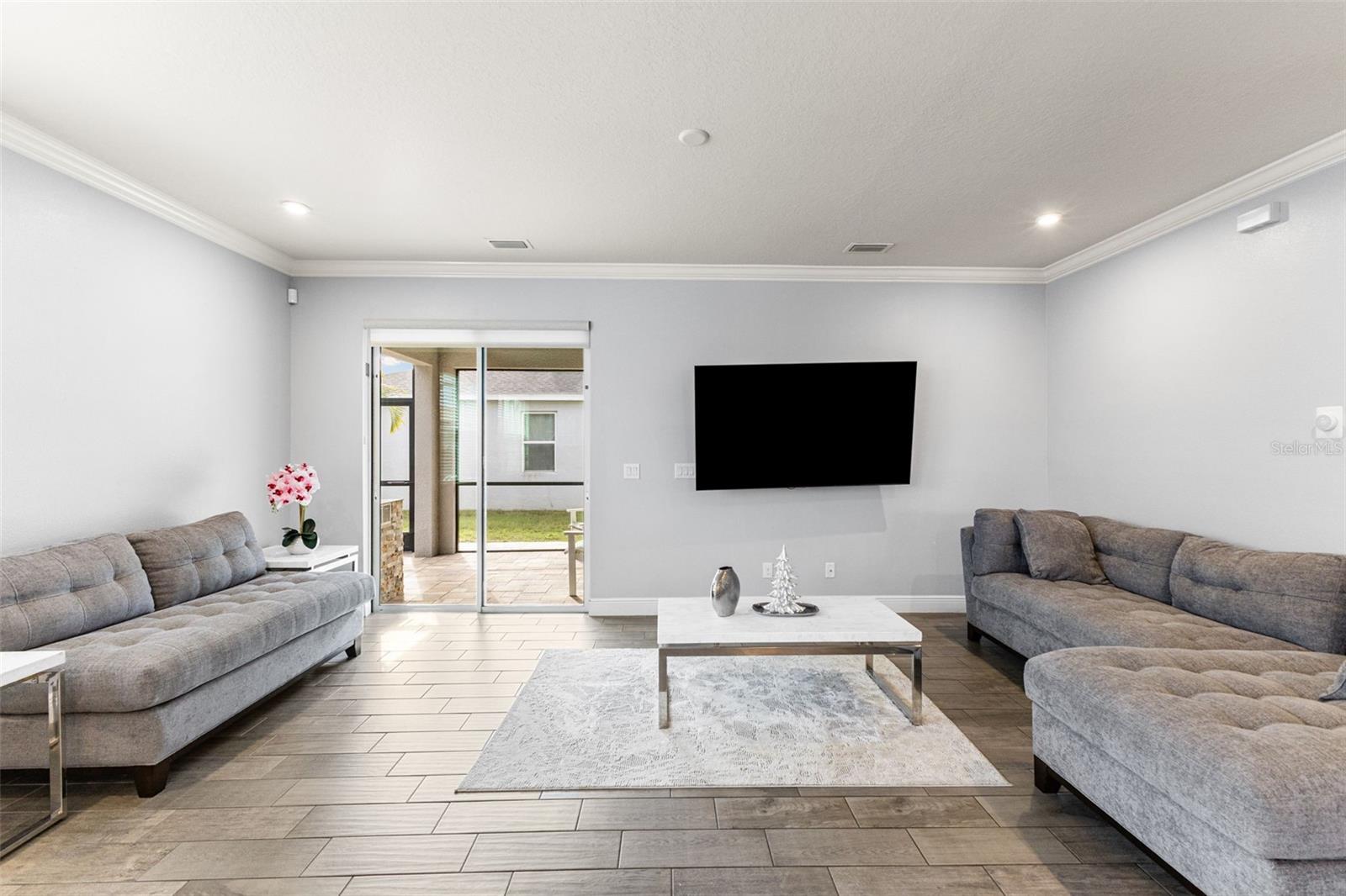 Image 13 of 55 For 11702 Lake Lucaya Drive