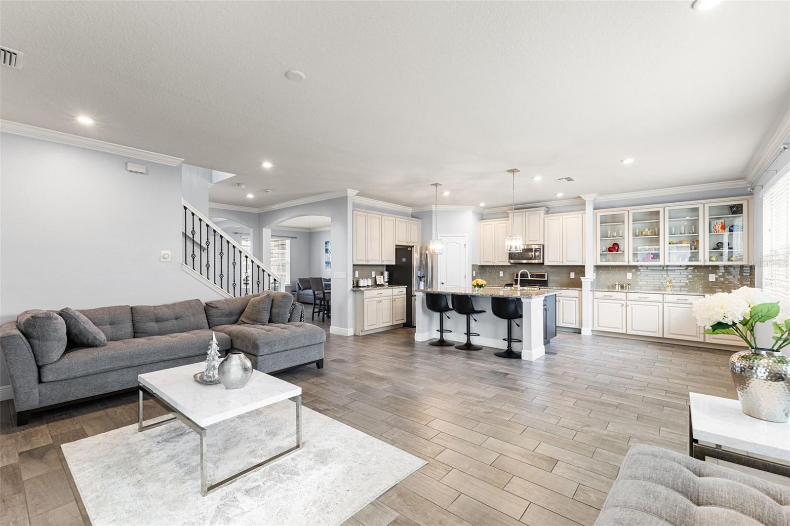 Image 15 of 55 For 11702 Lake Lucaya Drive