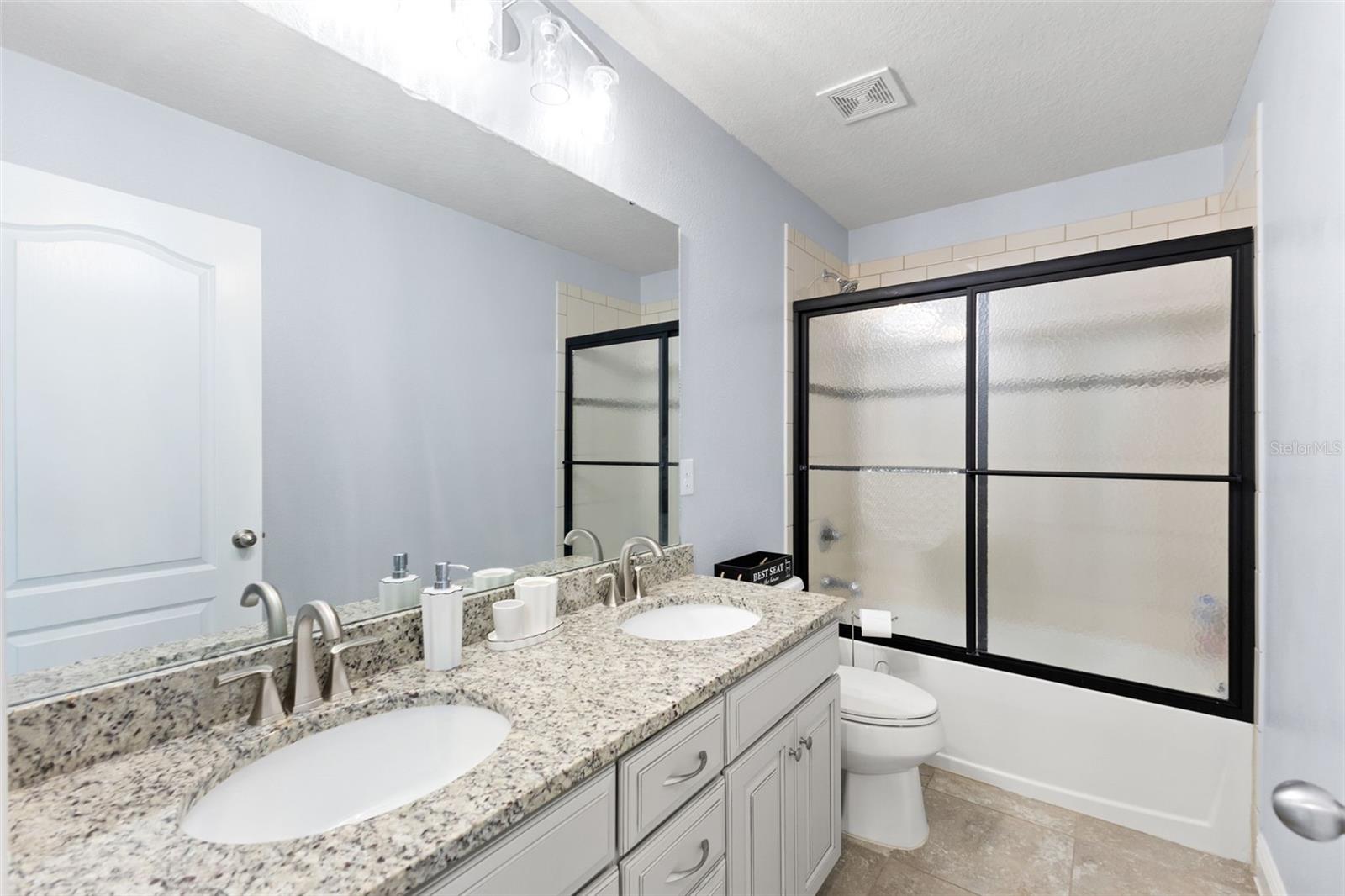 Image 29 of 55 For 11702 Lake Lucaya Drive