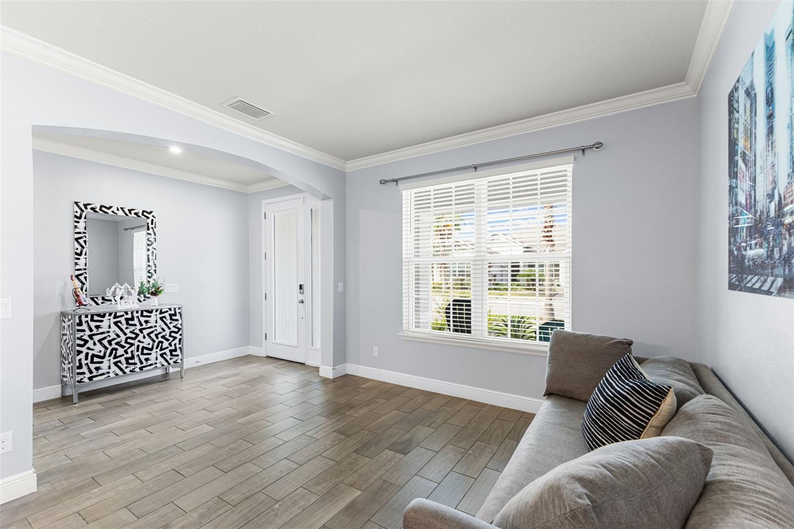 Image 7 of 55 For 11702 Lake Lucaya Drive