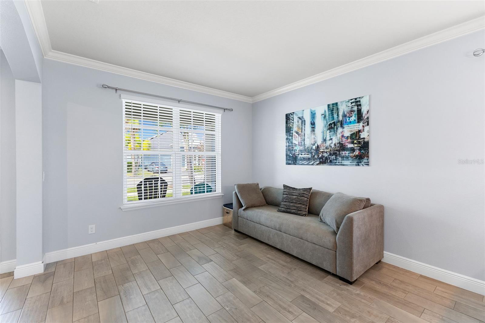 Image 8 of 55 For 11702 Lake Lucaya Drive