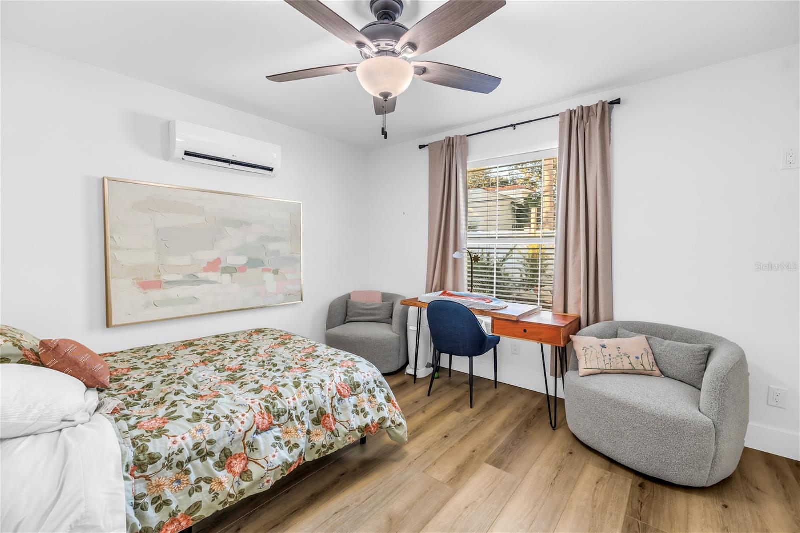 Image 33 of 59 For 4309 Obispo Street