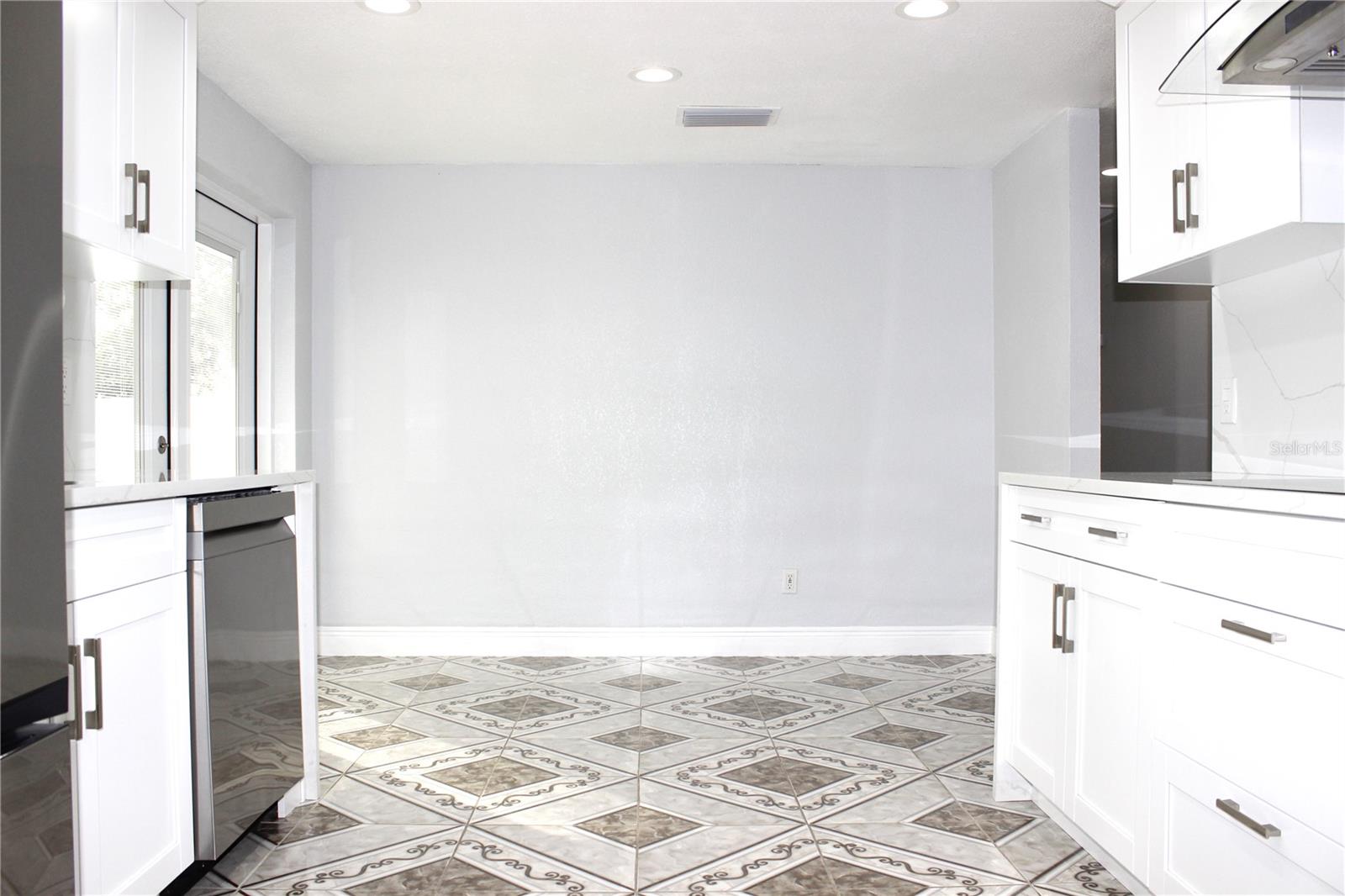 Image 12 of 34 For 8236 Donaldson Drive