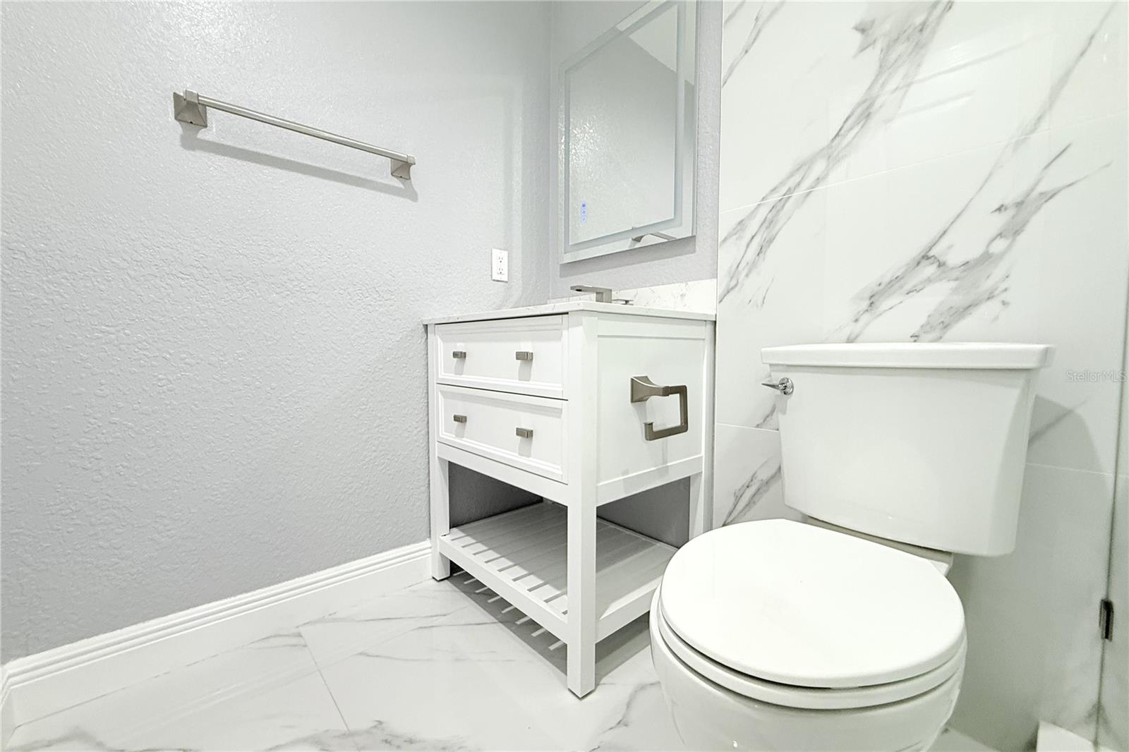 Image 27 of 34 For 8236 Donaldson Drive