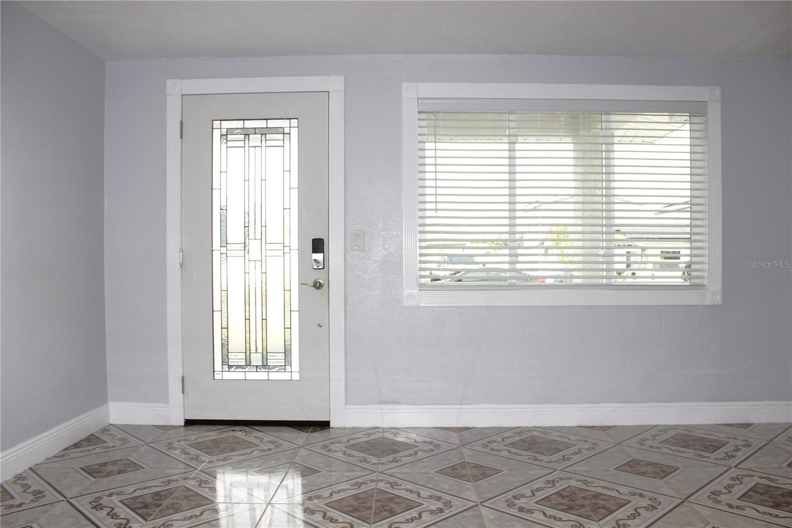 Image 4 of 34 For 8236 Donaldson Drive